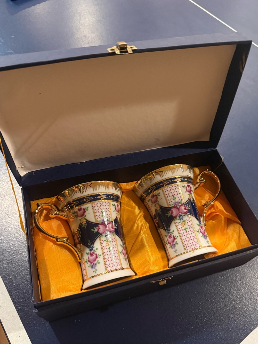 Italian Fine Porcelain Footed Tea/Coffee Cups – Set of 2 with Original Box